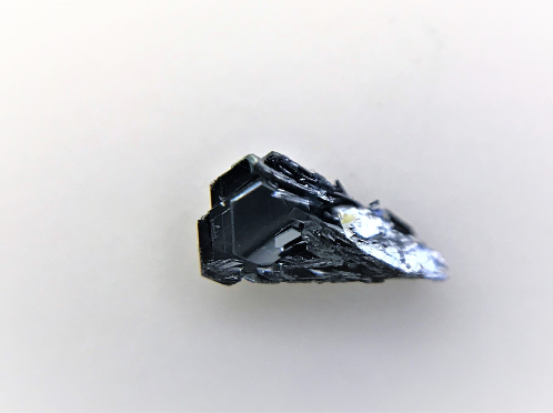 TaSe2 二硒化鉭晶體 (Tantalum Diselenide)