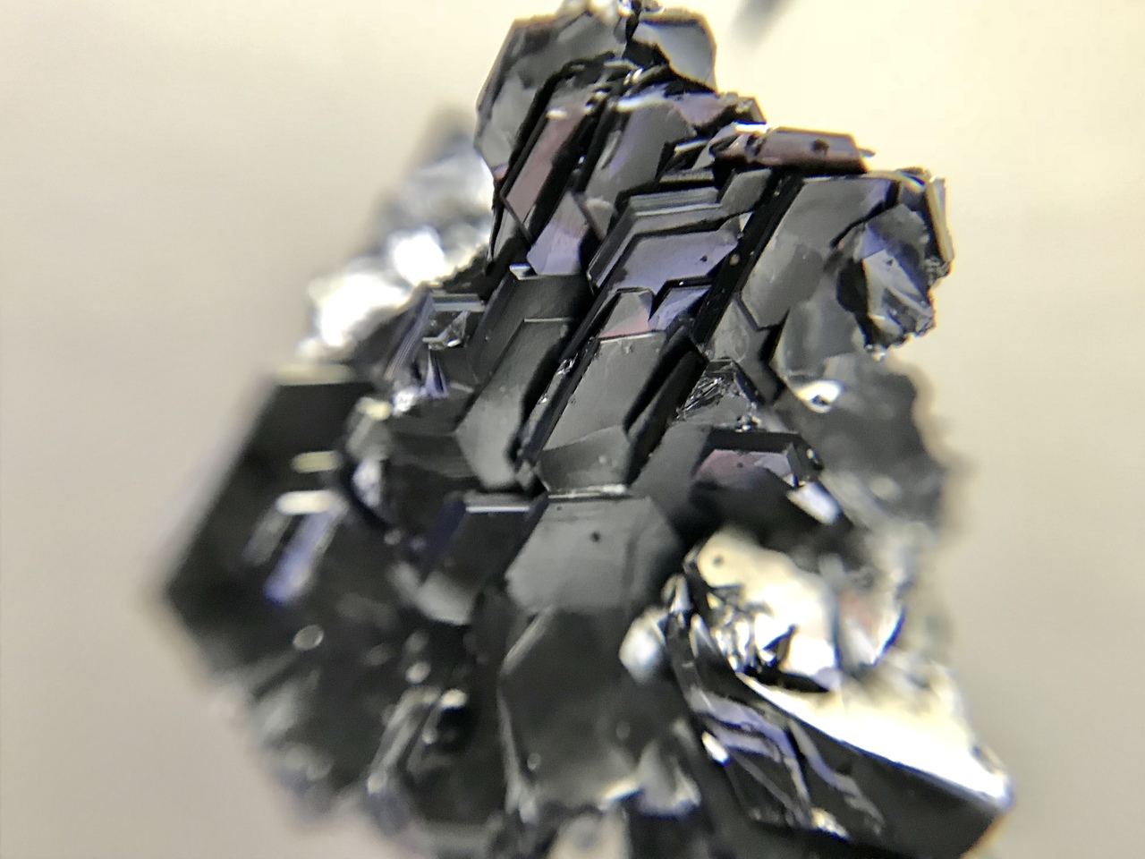 2H-MoTe2 2H-二碲化鉬晶體 (Molybdenum Ditelluride)